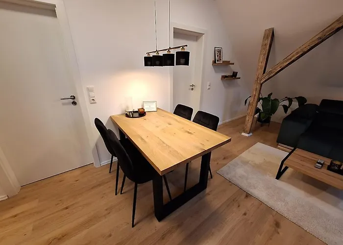 Charming Attic With Wi-fi & 4 Single Beds Appartement